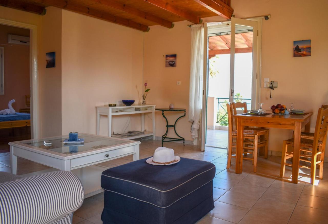 Venetian Seaside Panorama - Asini Sunset Retreat Apartment Exterior foto