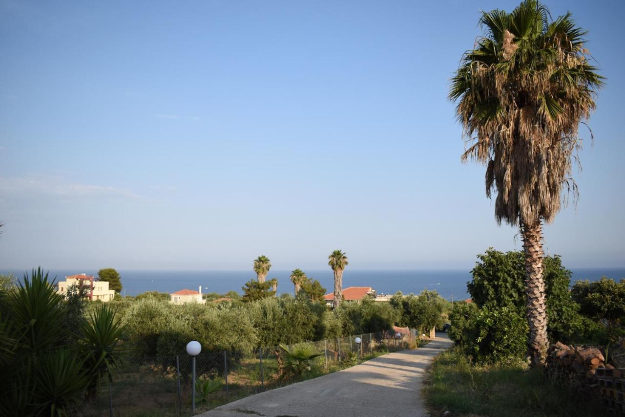 Venetian Seaside Panorama - Asini Sunset Retreat Apartment Exterior foto